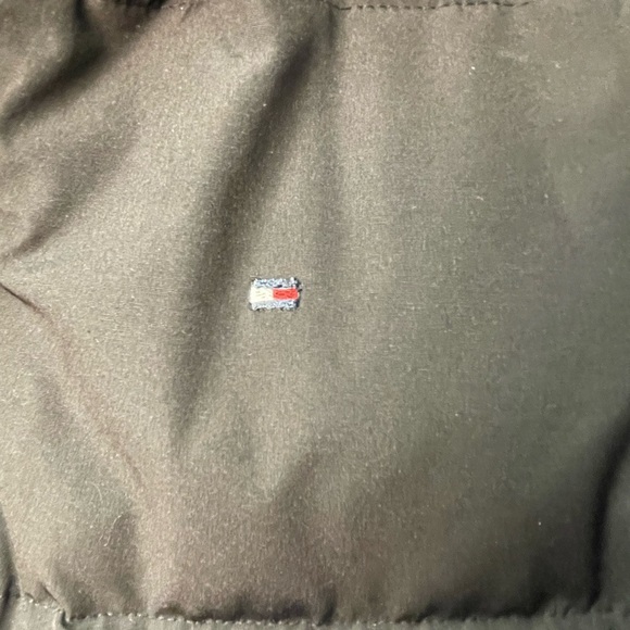 Tommy Hilfiger Black Puffer Jacket with Fur Hood - Picture 3 of 16